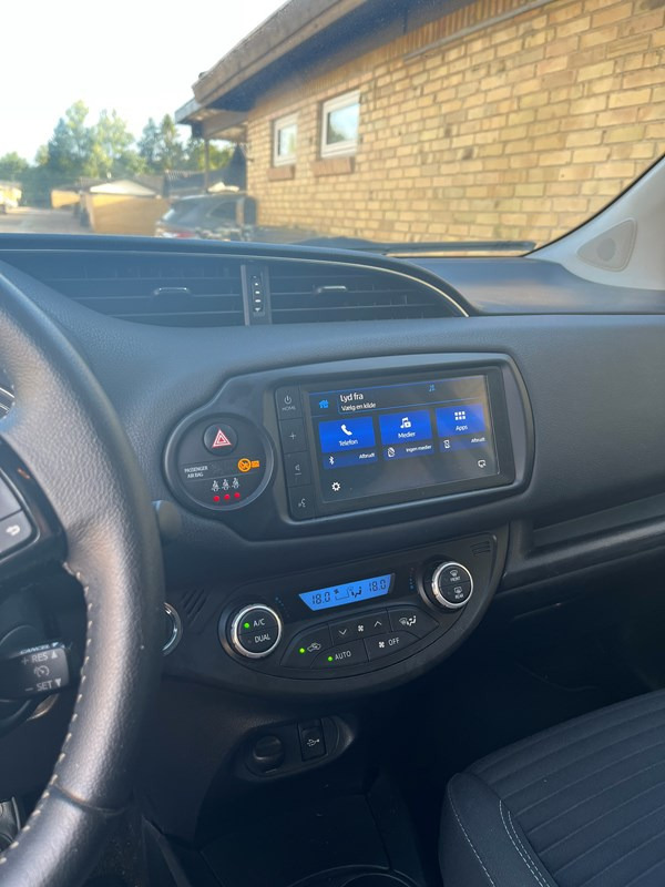 undefined Toyota Yaris fra 2019