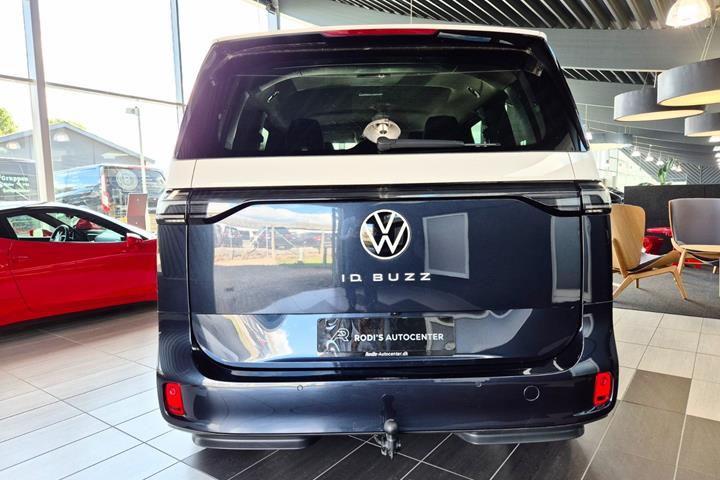 Blå VW ID.Buzz fra 2023