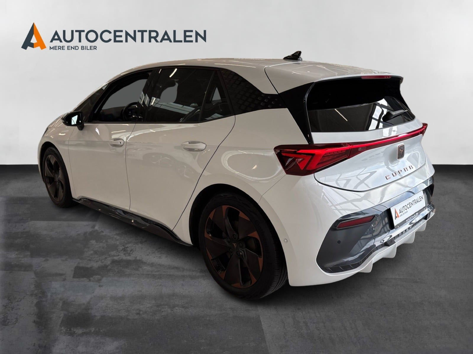 Hvid Cupra Born fra 2022
