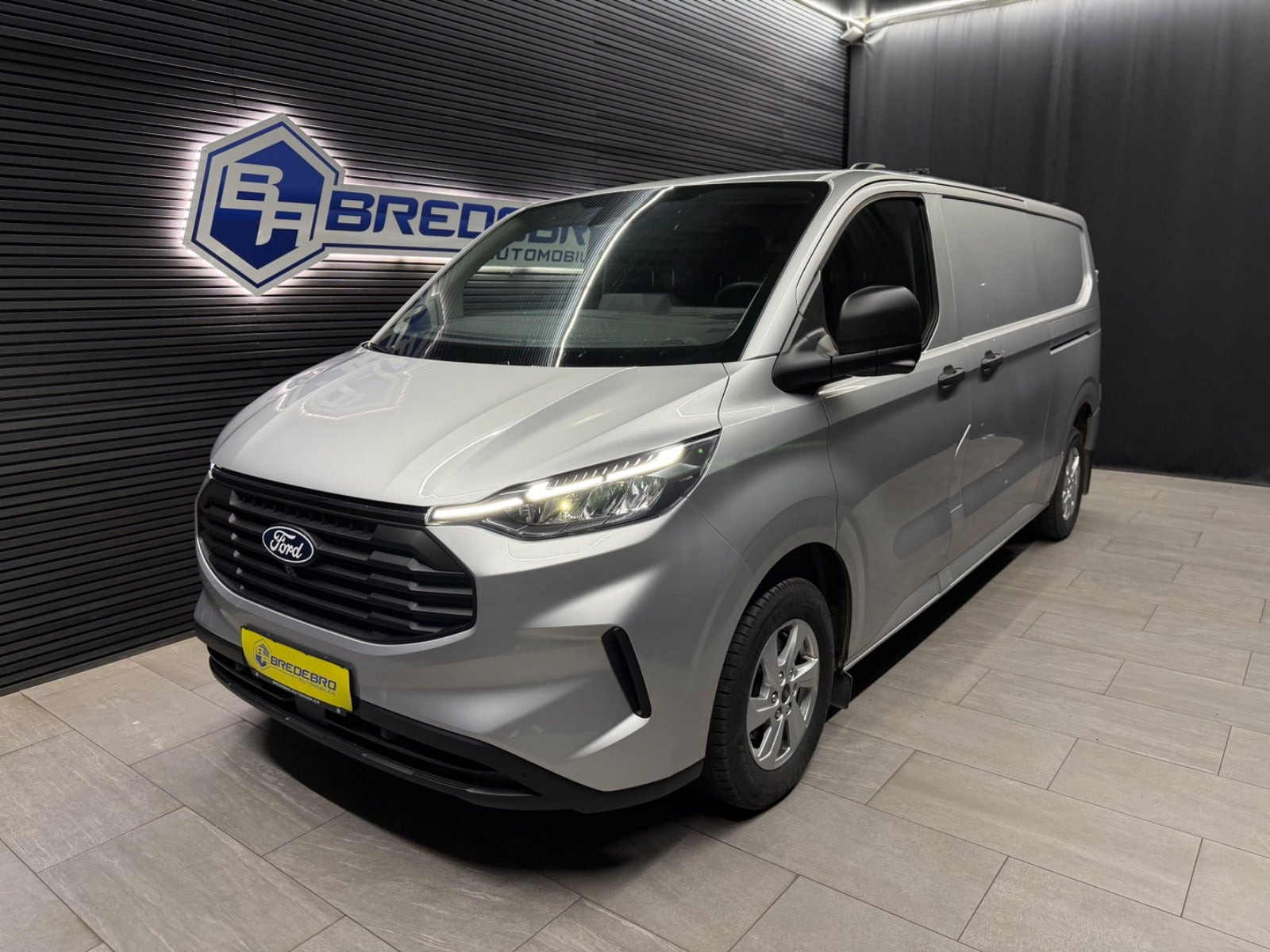 Ford Transit Custom 300 L2 2,0 EcoBlue Trend aut.
