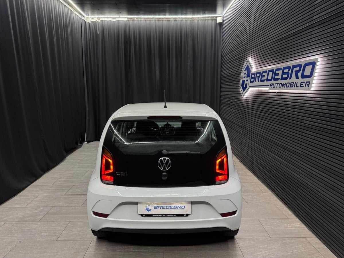 Hvid VW UP! fra 2020