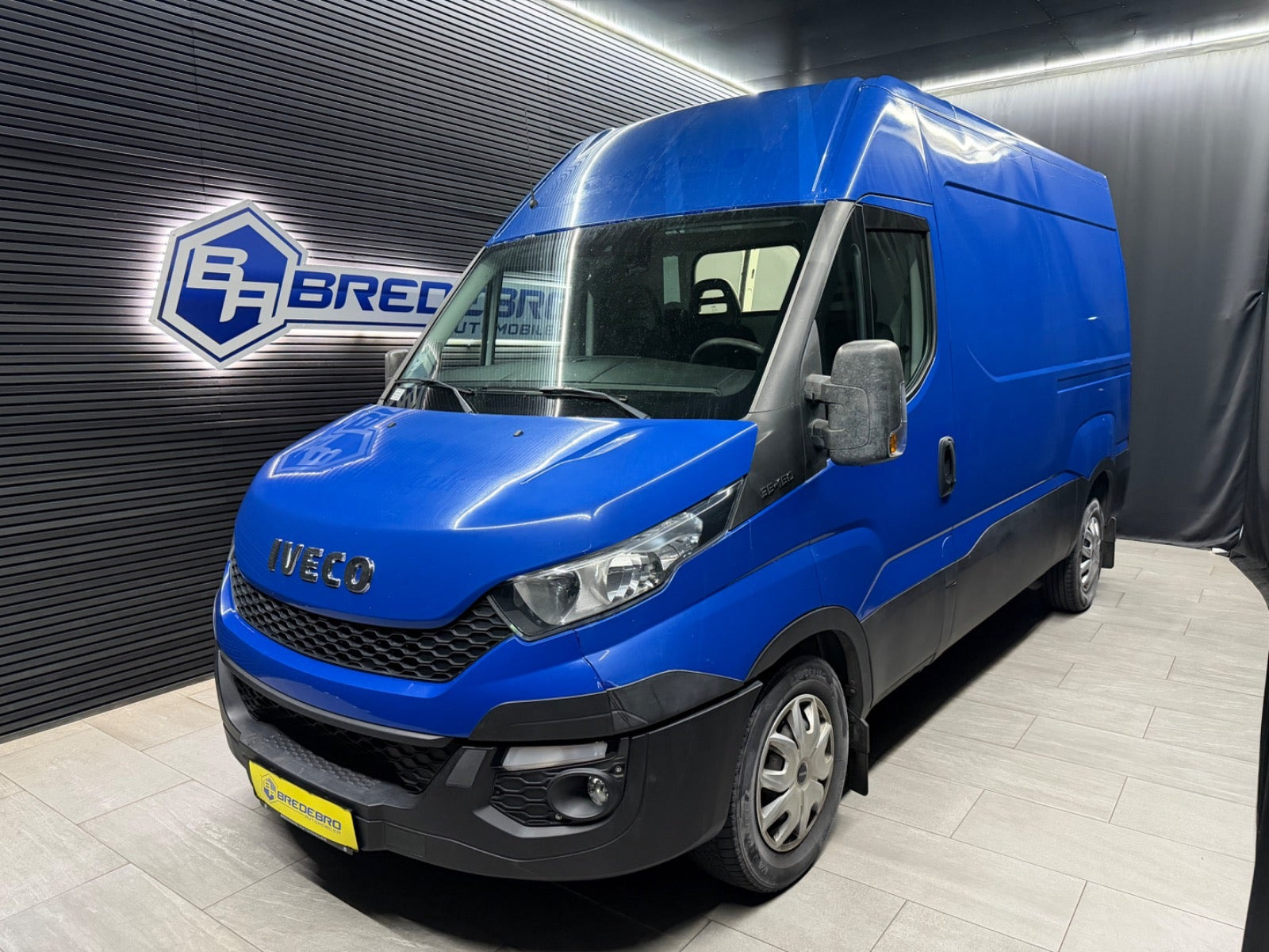 Iveco Daily 2,3 35S13 10,8m³ Van