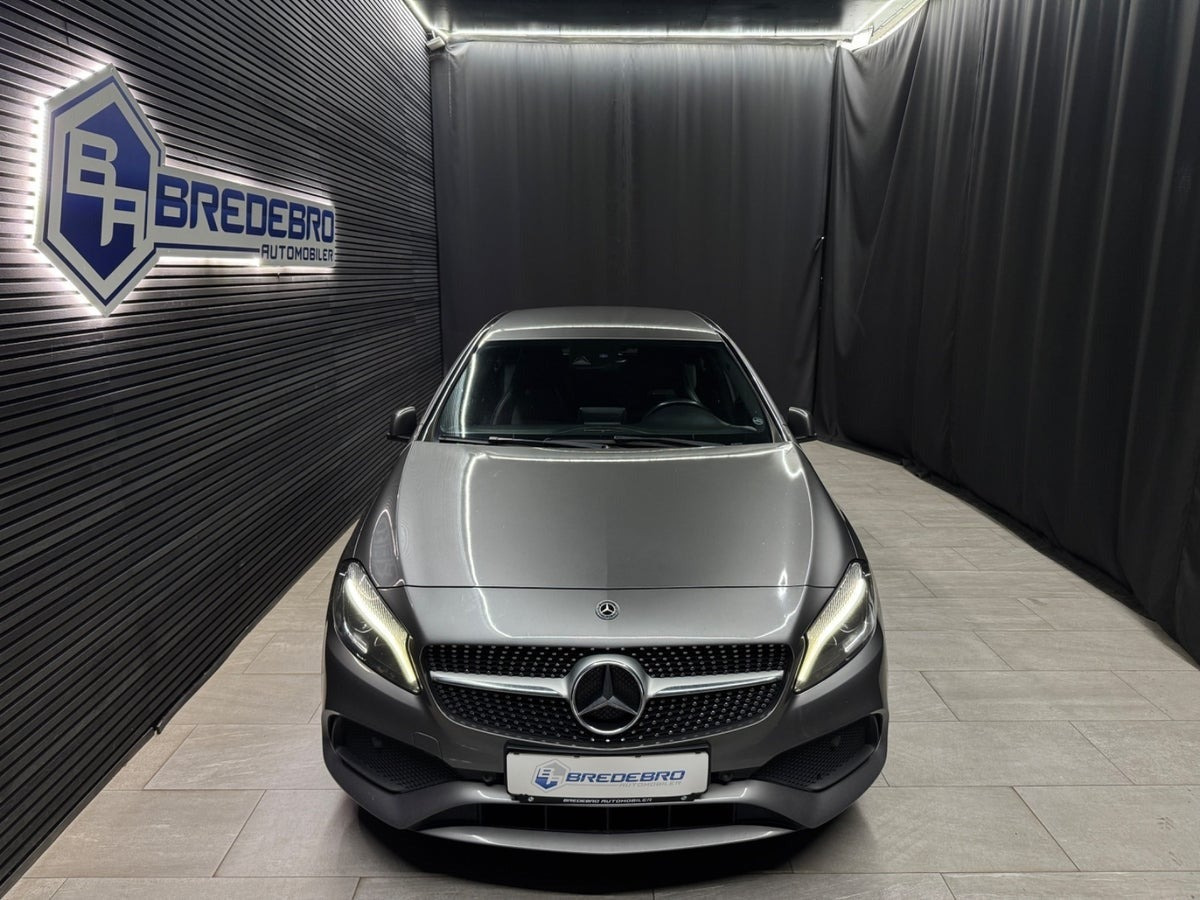 Grå Mercedes A200 d fra 2017