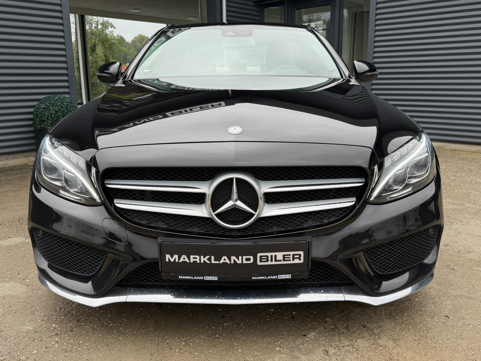 Sort Mercedes C200 fra 2016