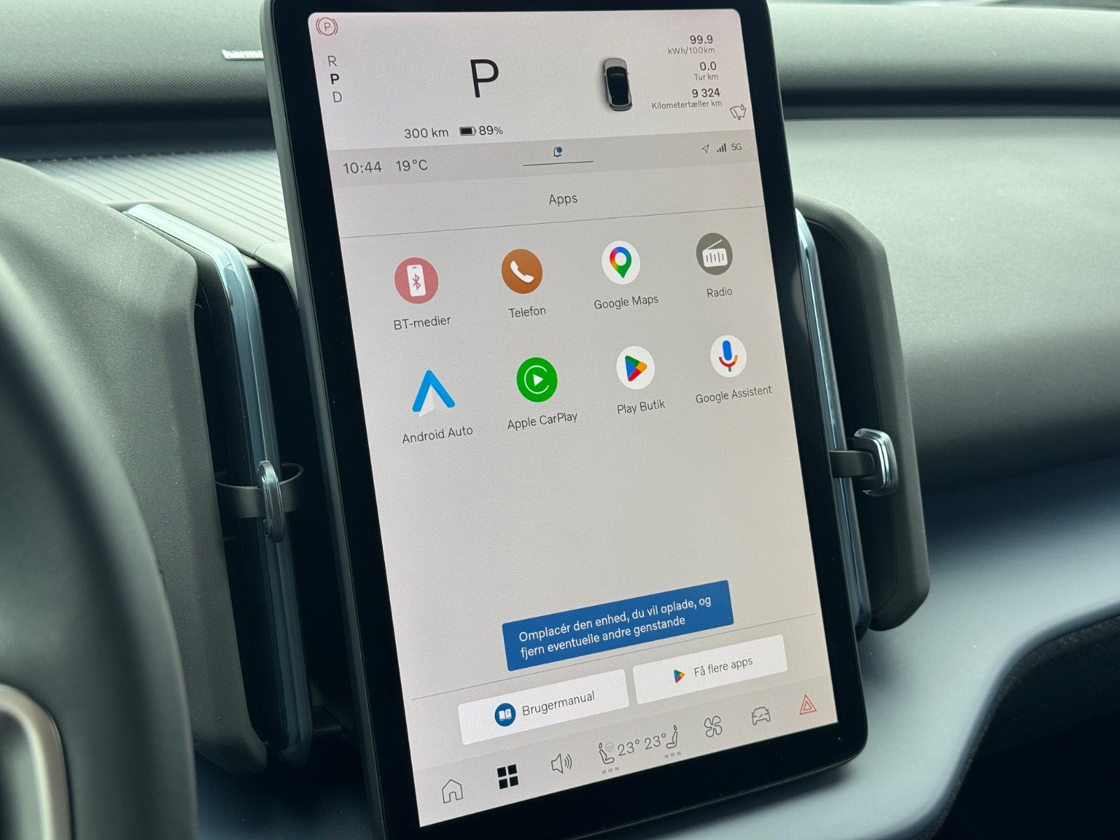 Grå Volvo EX30 fra 2025