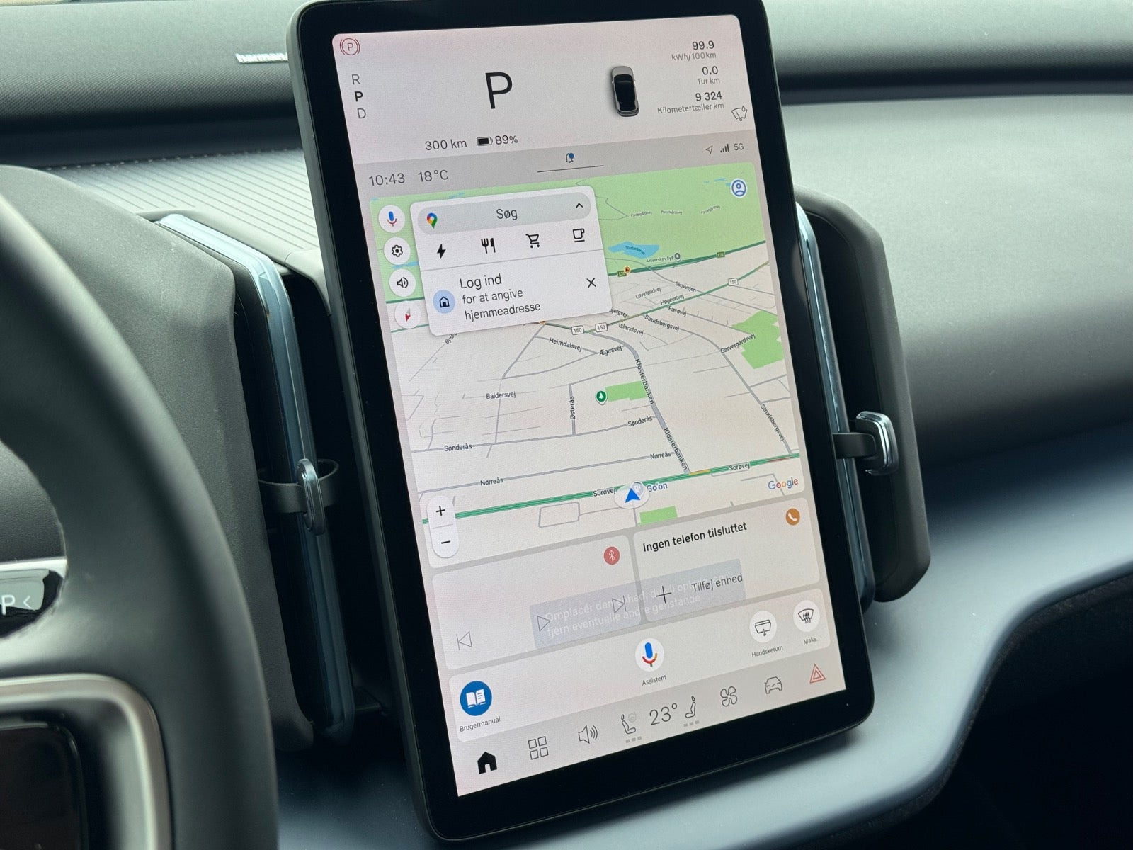 Grå Volvo EX30 fra 2025