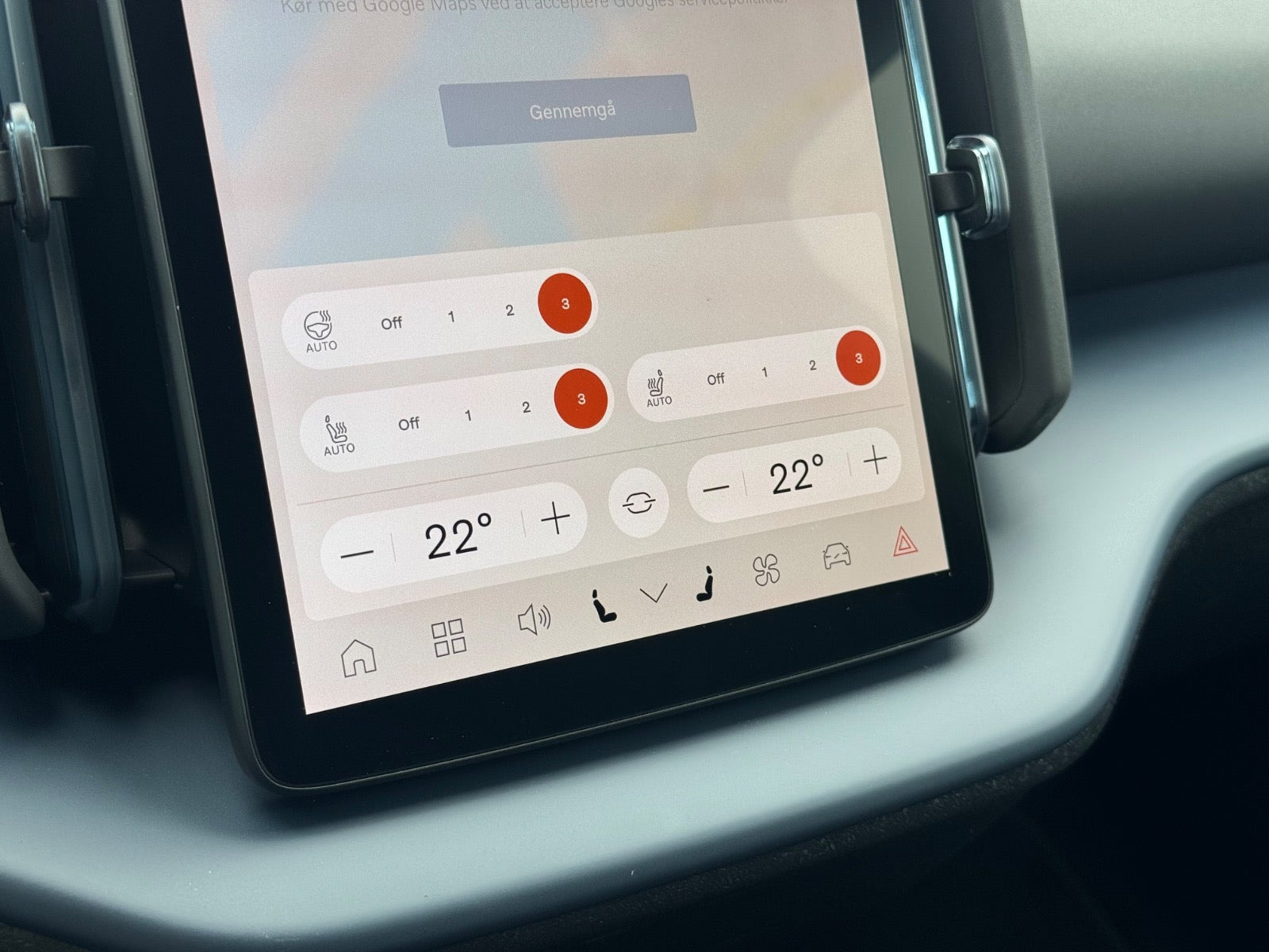 Grå Volvo EX30 fra 2025