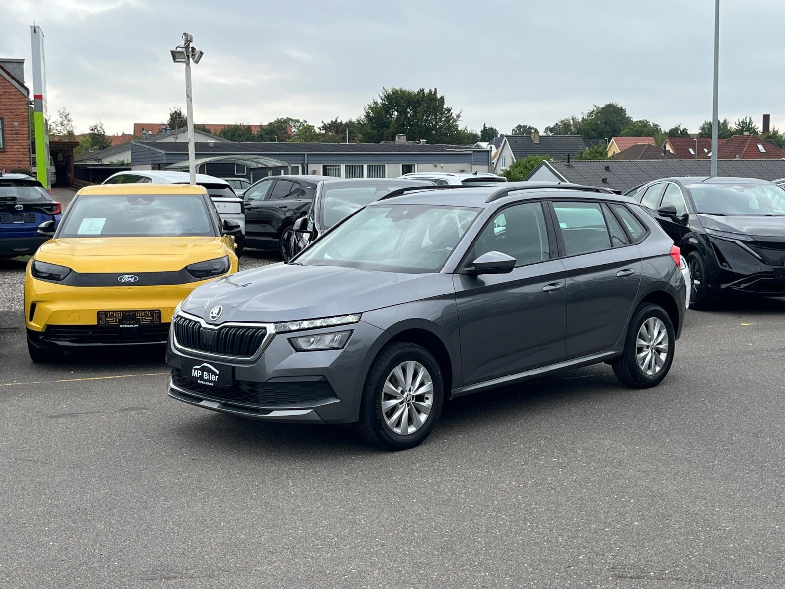Grå Skoda Kamiq fra 2022