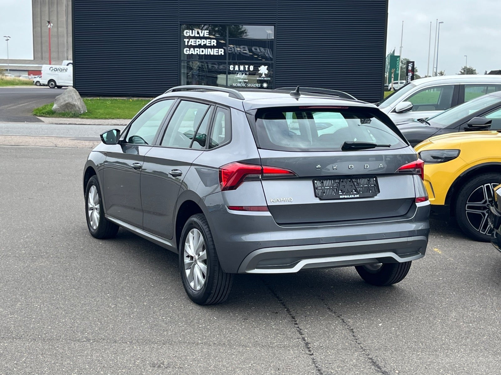 Grå Skoda Kamiq fra 2022