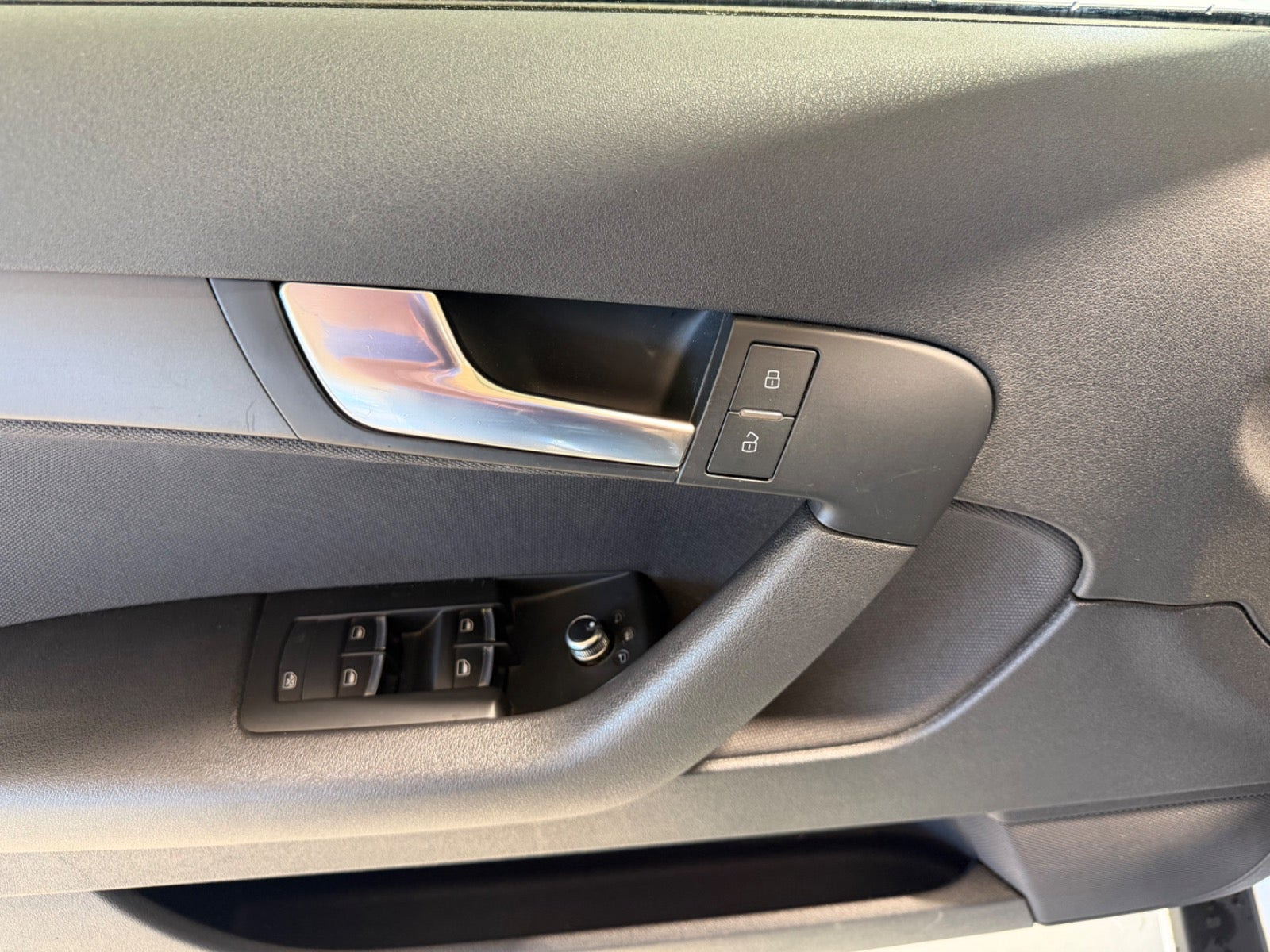 Hvid Audi A3 fra 2012