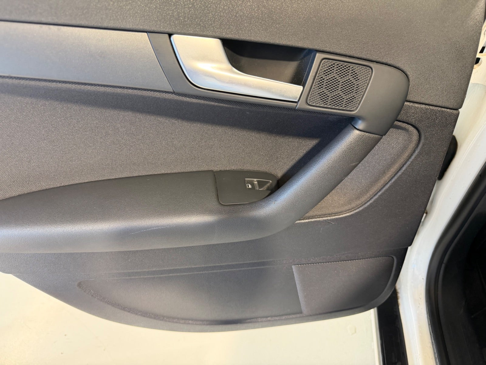 Hvid Audi A3 fra 2012