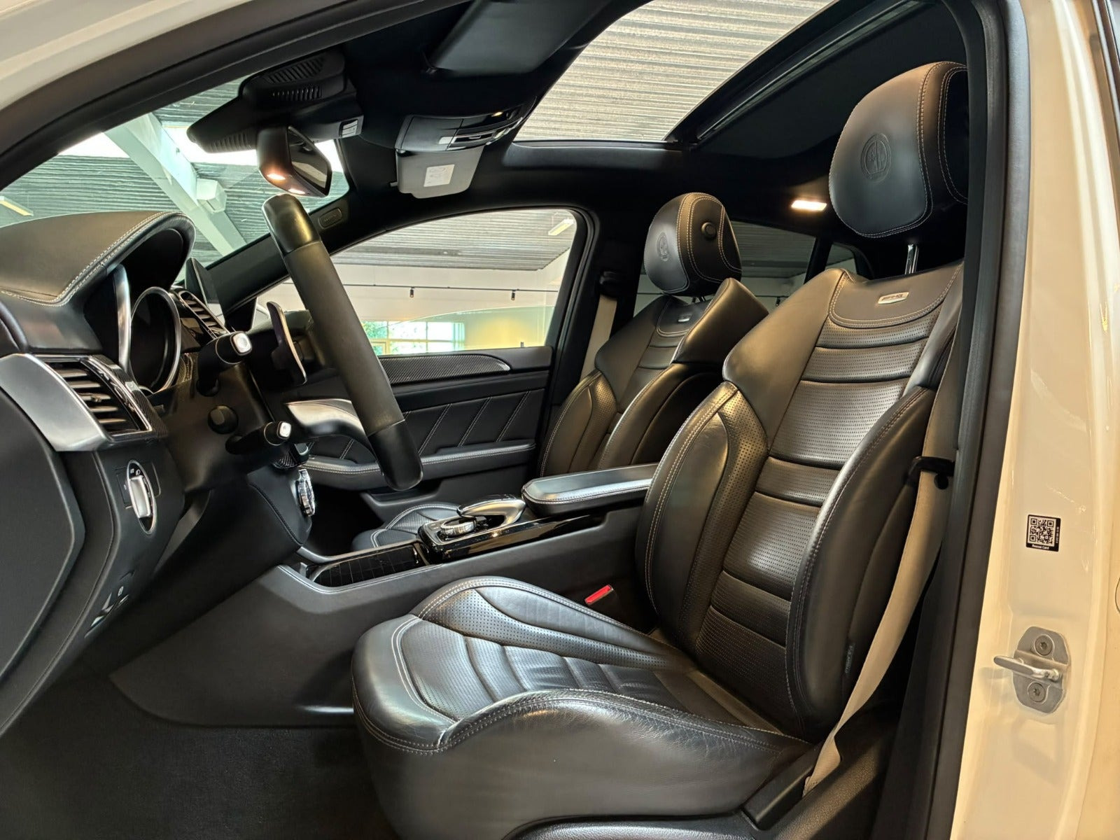 Hvid Mercedes GLE63 fra 2015