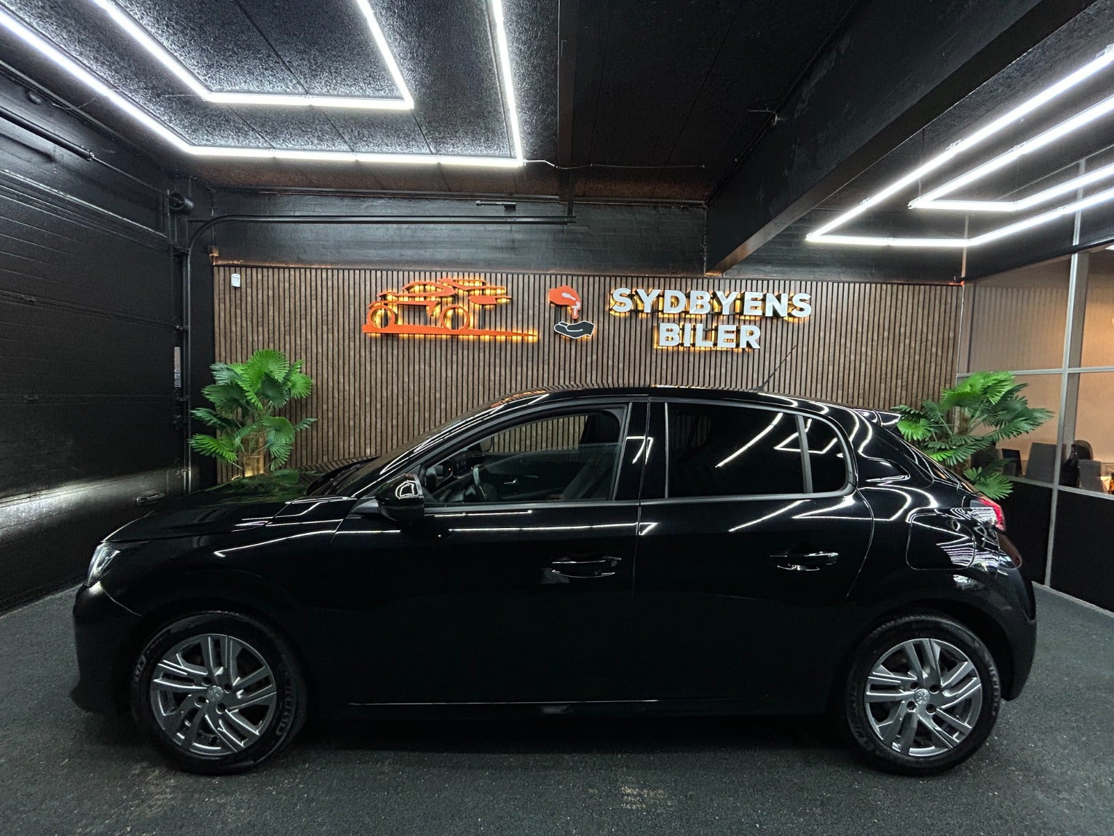 undefined Peugeot 208 fra 2020