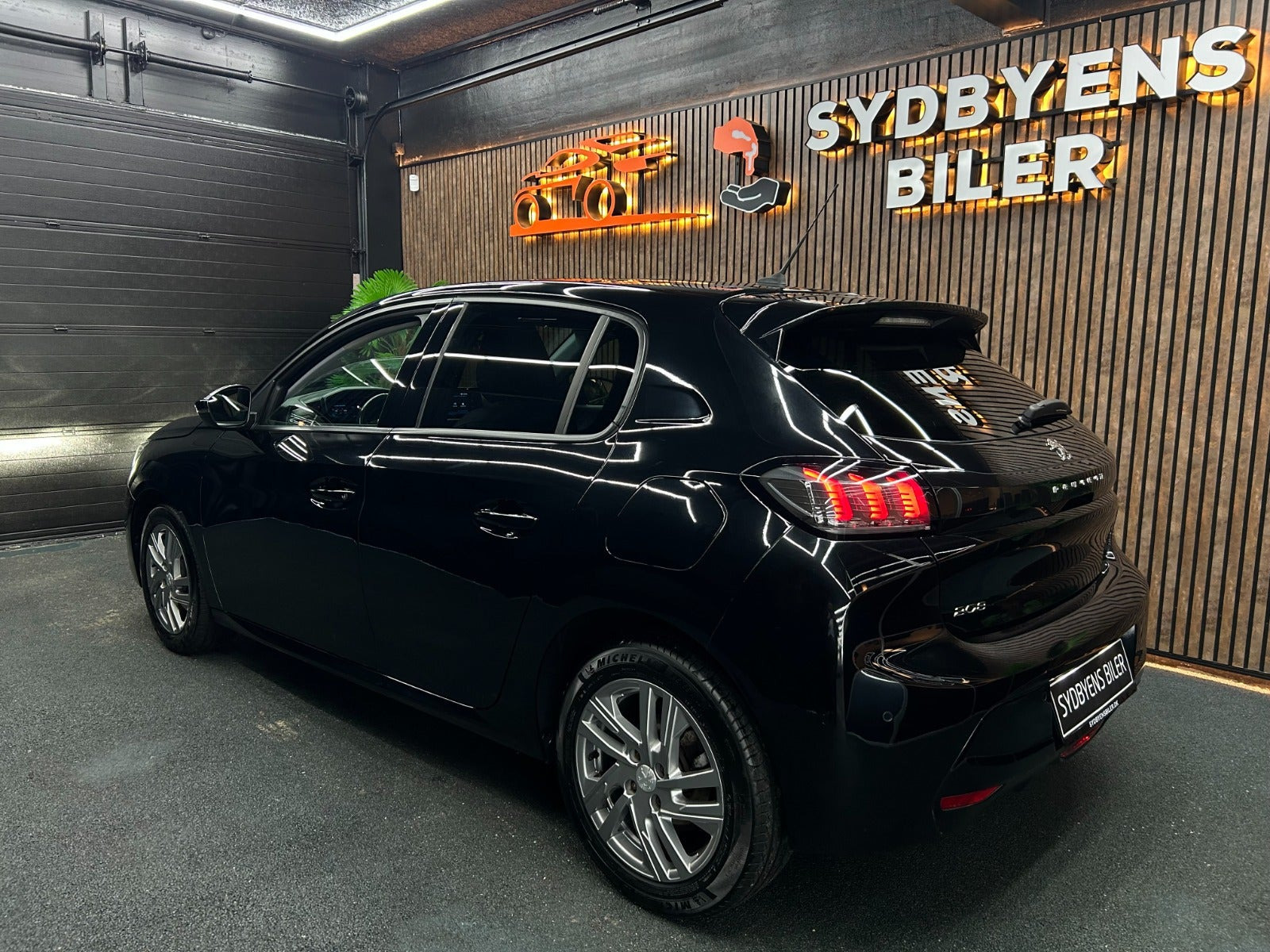 undefined Peugeot 208 fra 2020
