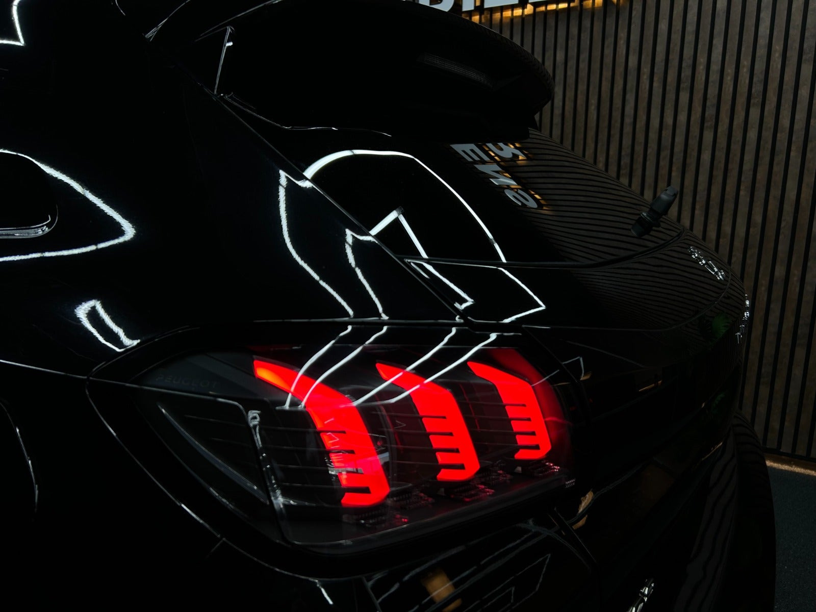 undefined Peugeot 208 fra 2020