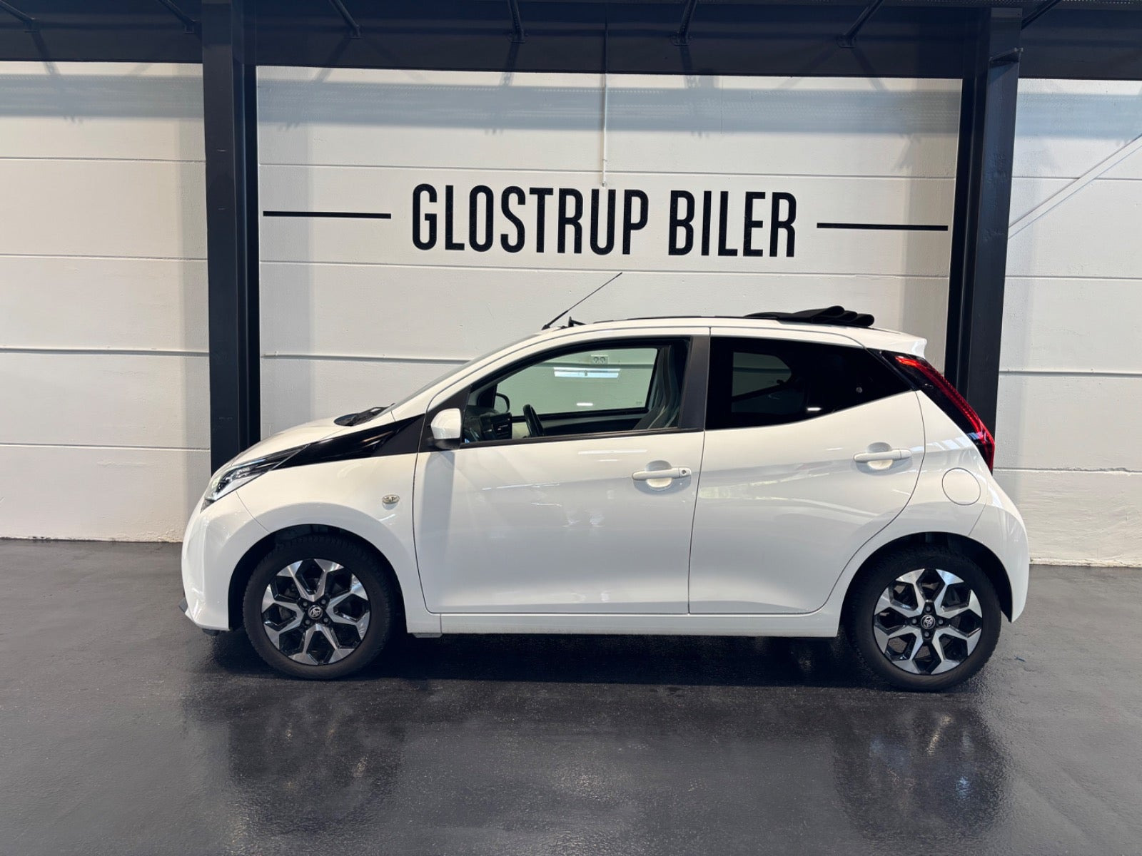 Hvid Toyota Aygo fra 2021
