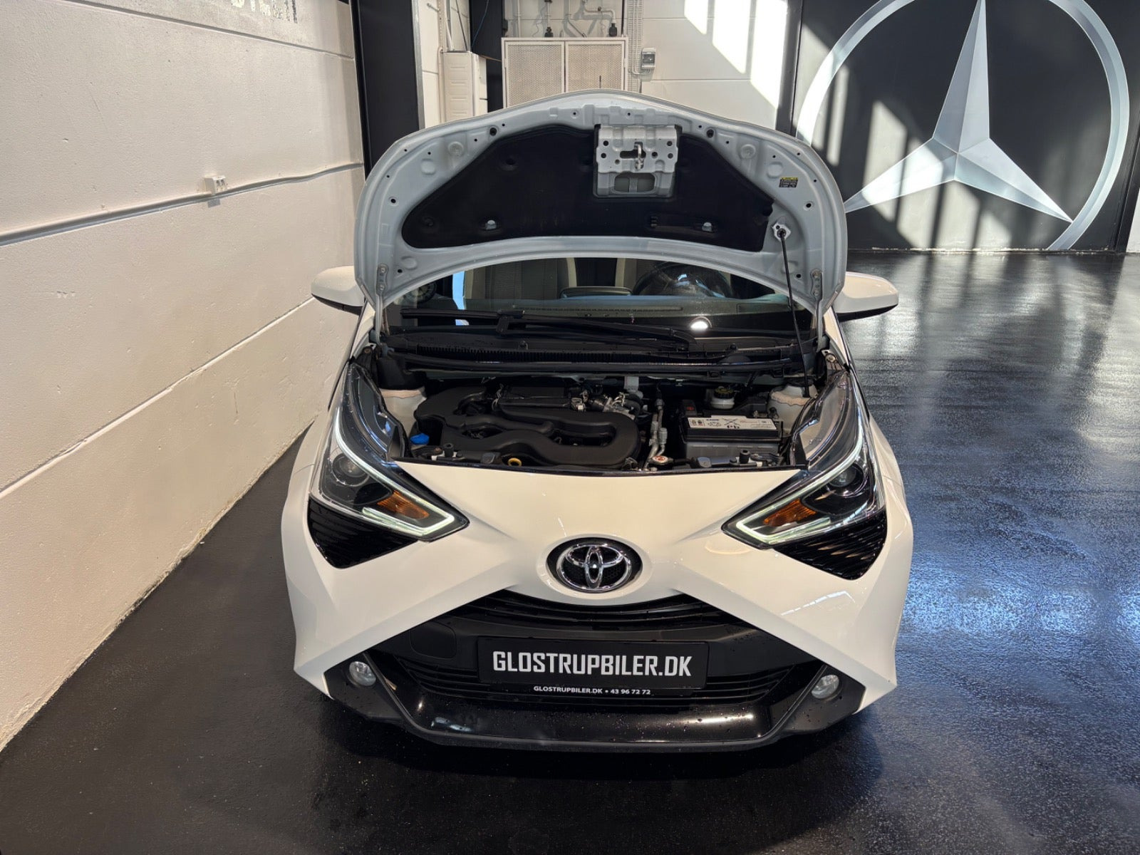 Hvid Toyota Aygo fra 2021