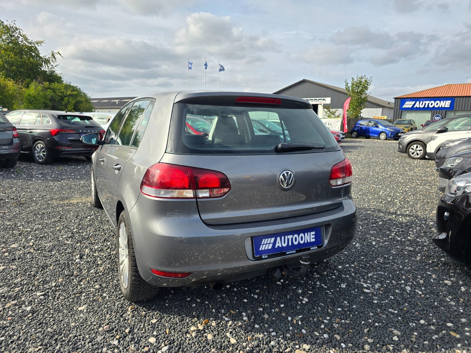 Grå VW Golf VI fra 2011