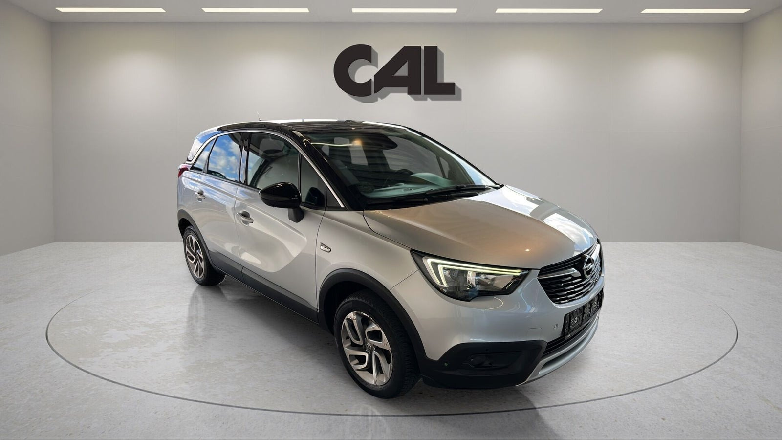Sølv Opel Crossland X fra 2018