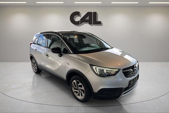 Sølv Opel Crossland X fra 2018