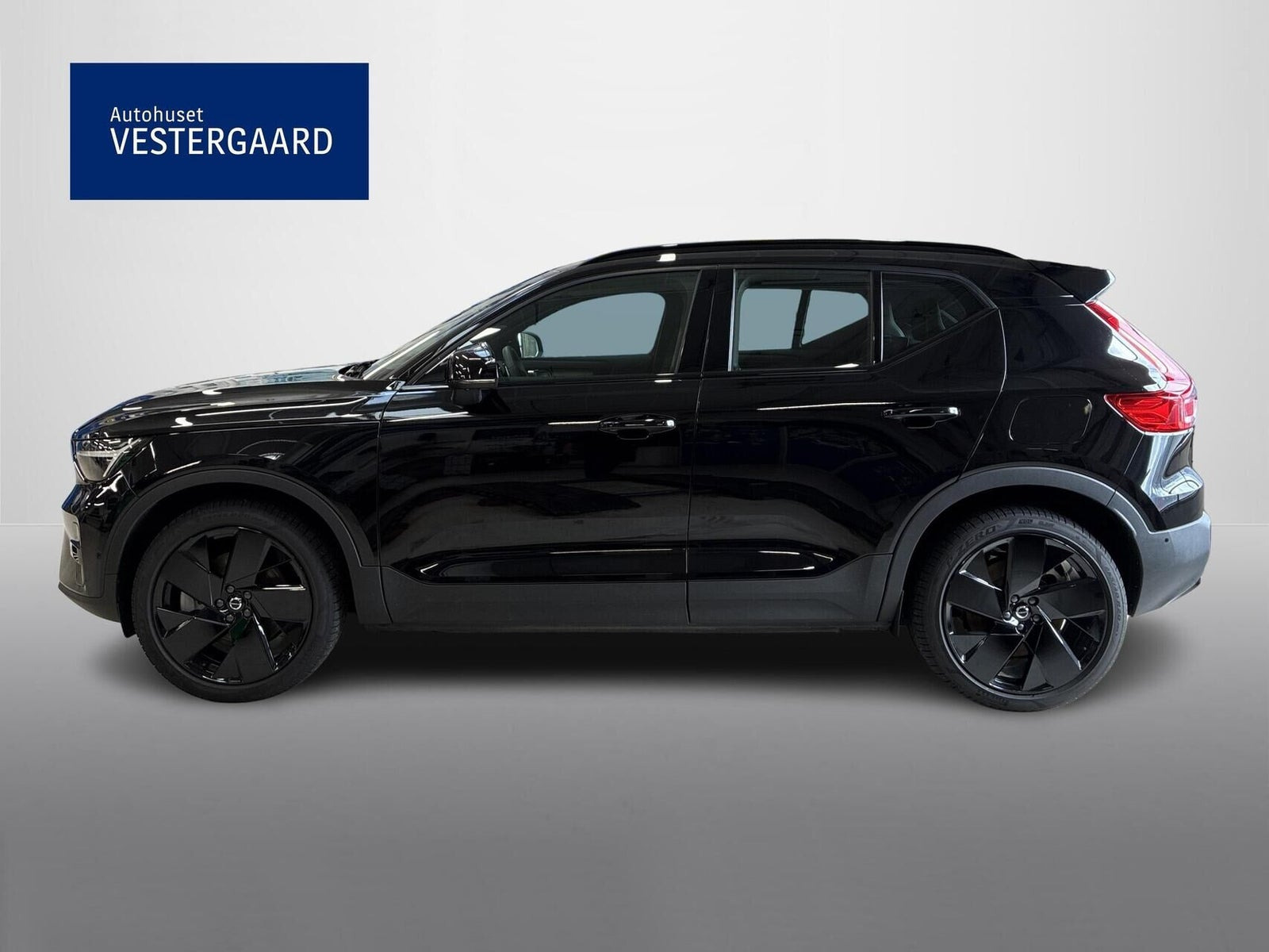 Sort Volvo EX40 fra 2026