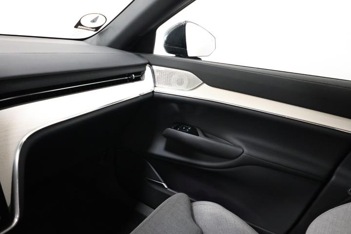 Sort Volvo EX90 fra 2024