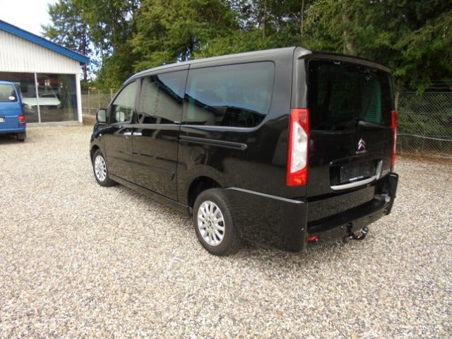 Blå Citroën Jumpy fra 2014