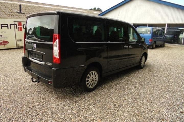 Blå Citroën Jumpy fra 2014