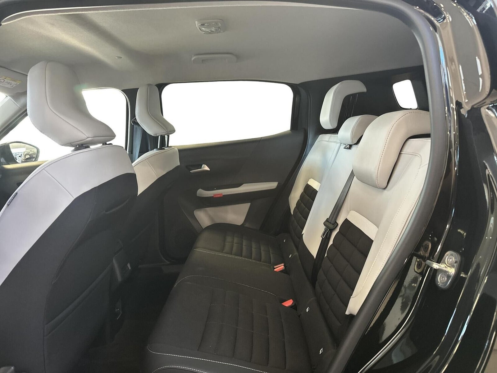 Rød Citroën e-C3 Aircross fra 2025