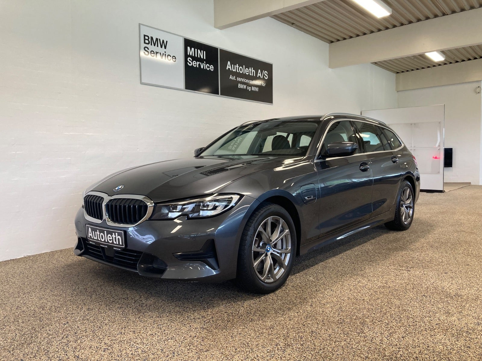BMW 330e 2,0 Touring Sport Line aut.