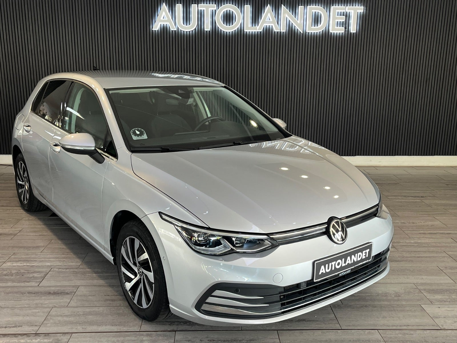 VW Golf VIII 1,4 eHybrid DSG