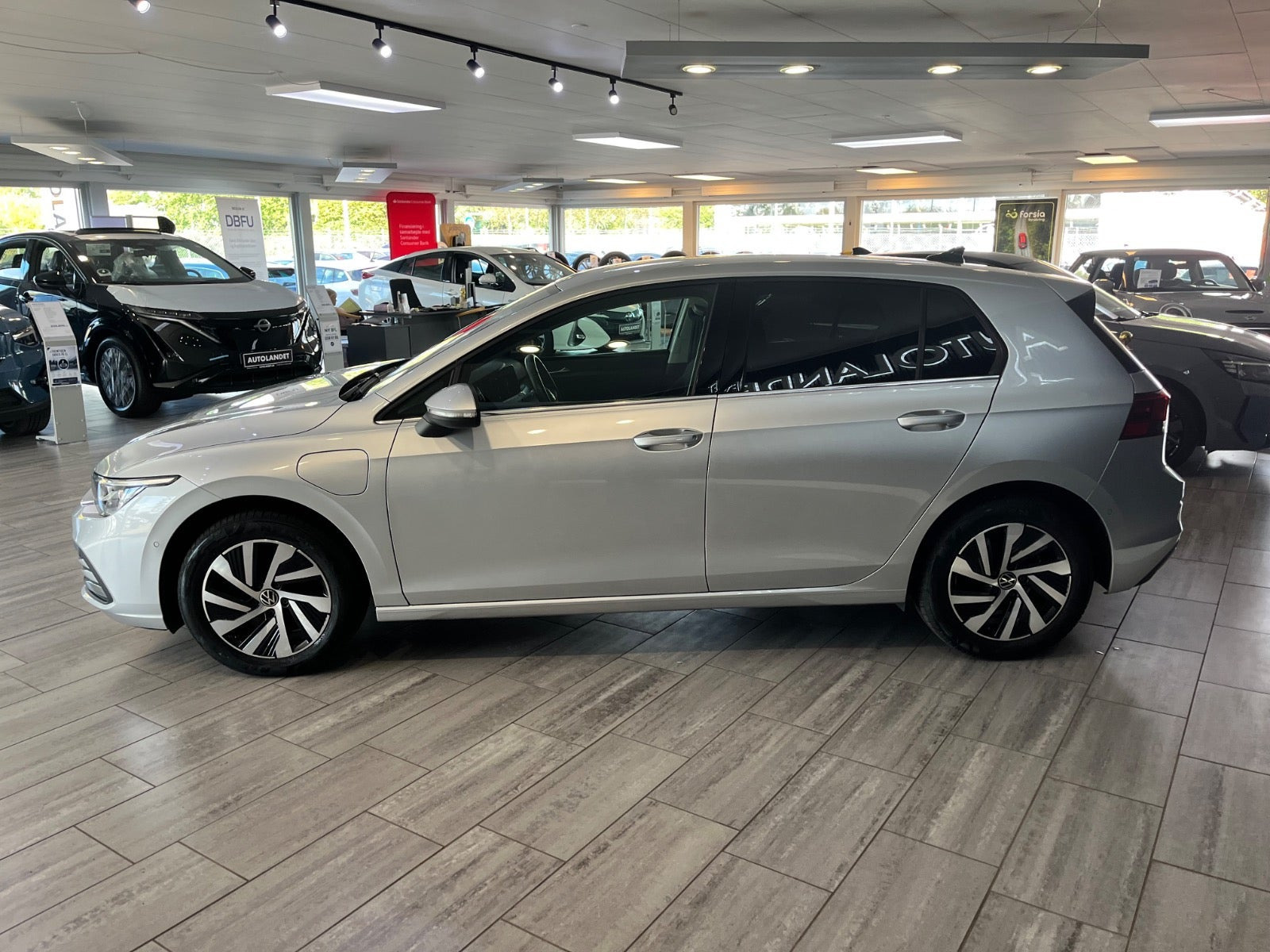 Sølv VW Golf VIII fra 2021