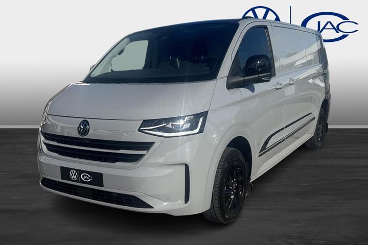 Grå VW Crafter 35 fra 2026