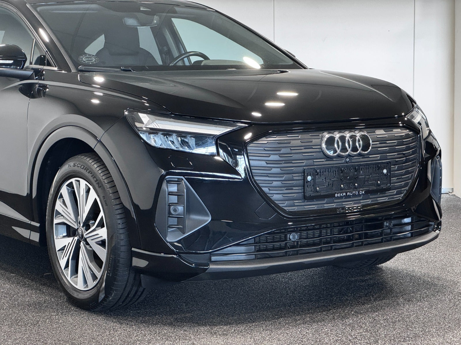 Sort Audi Q4 e-tron fra 2023
