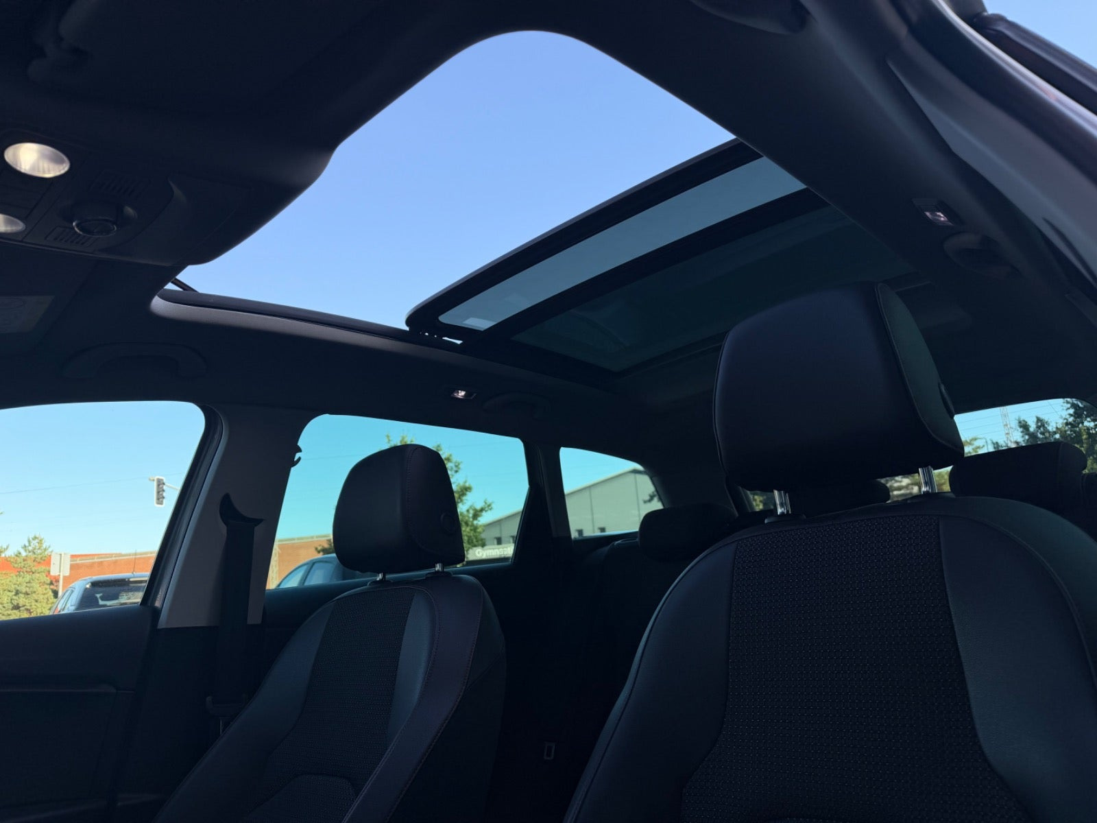 Sølv Seat Leon fra 2016