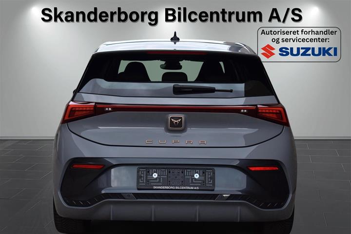 Grå Cupra Born fra 2024