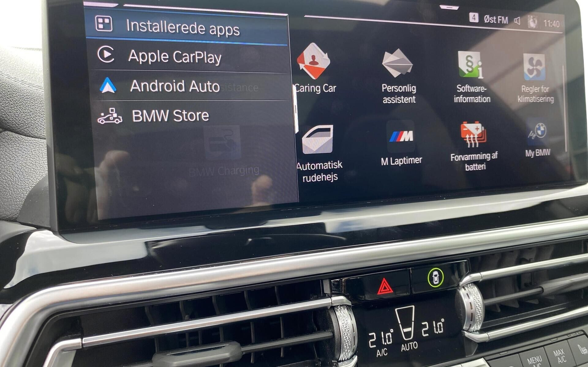 Grå BMW iX3 fra 2025