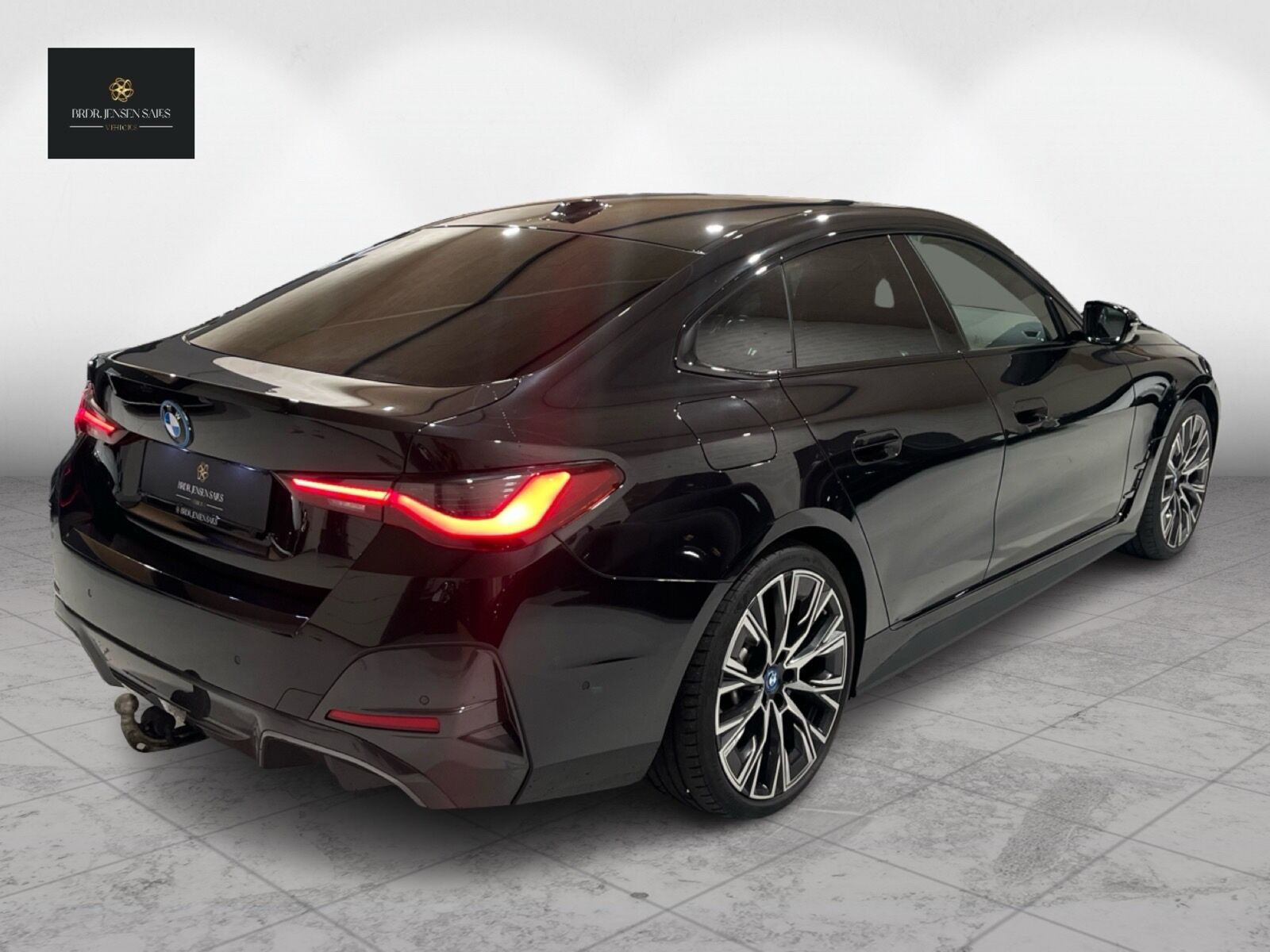 Sort BMW i4 fra 2023