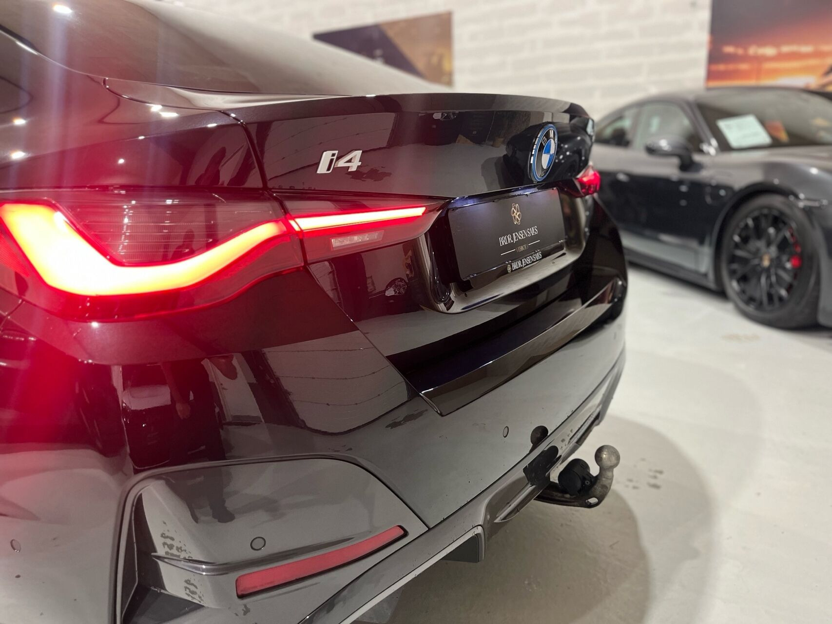 Sort BMW i4 fra 2023