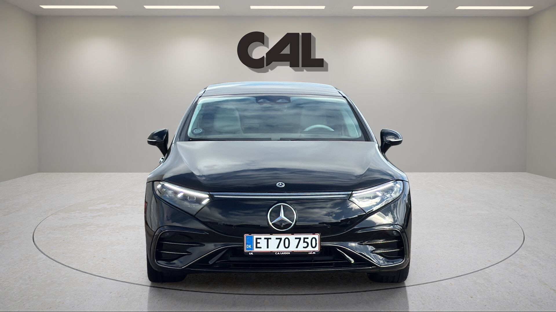 Sort Mercedes EQS450 fra 2023