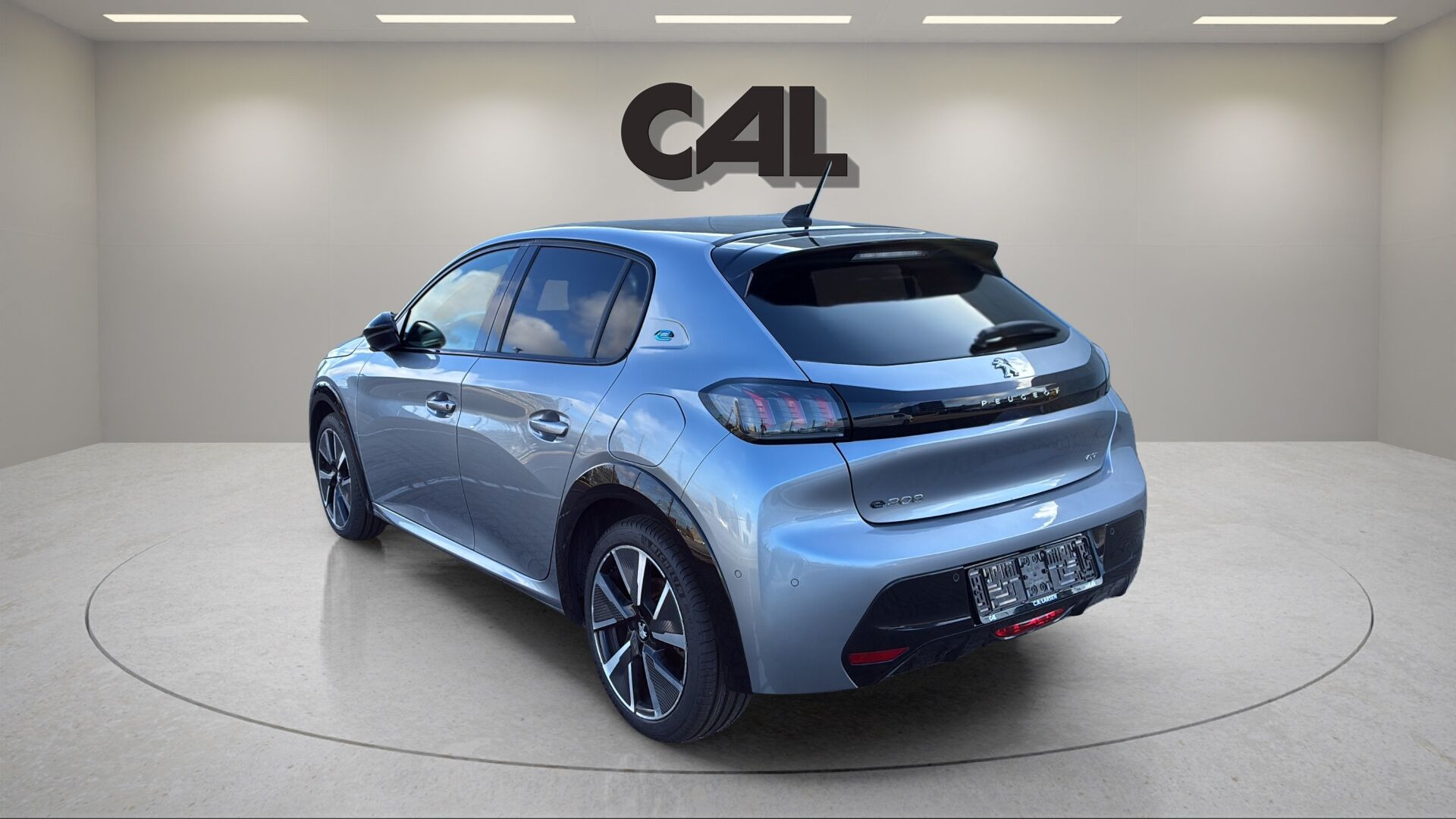 Sølv Peugeot e-208 fra 2021