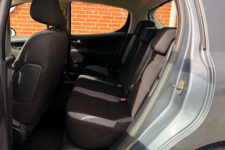 Sort Peugeot 207 fra 2008