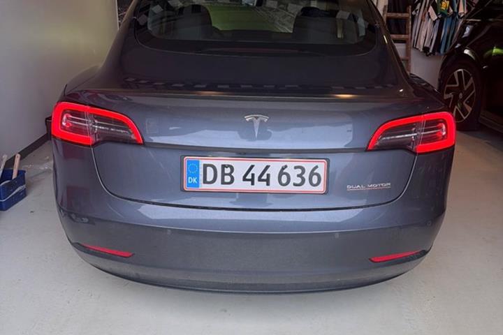 undefined Tesla Model 3 fra 2021