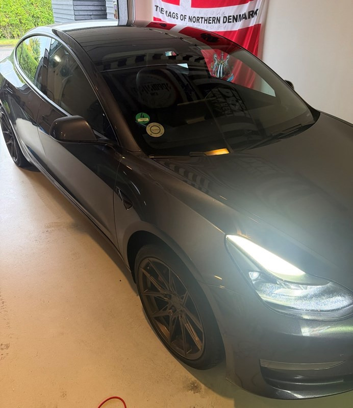 undefined Tesla Model 3 fra 2021