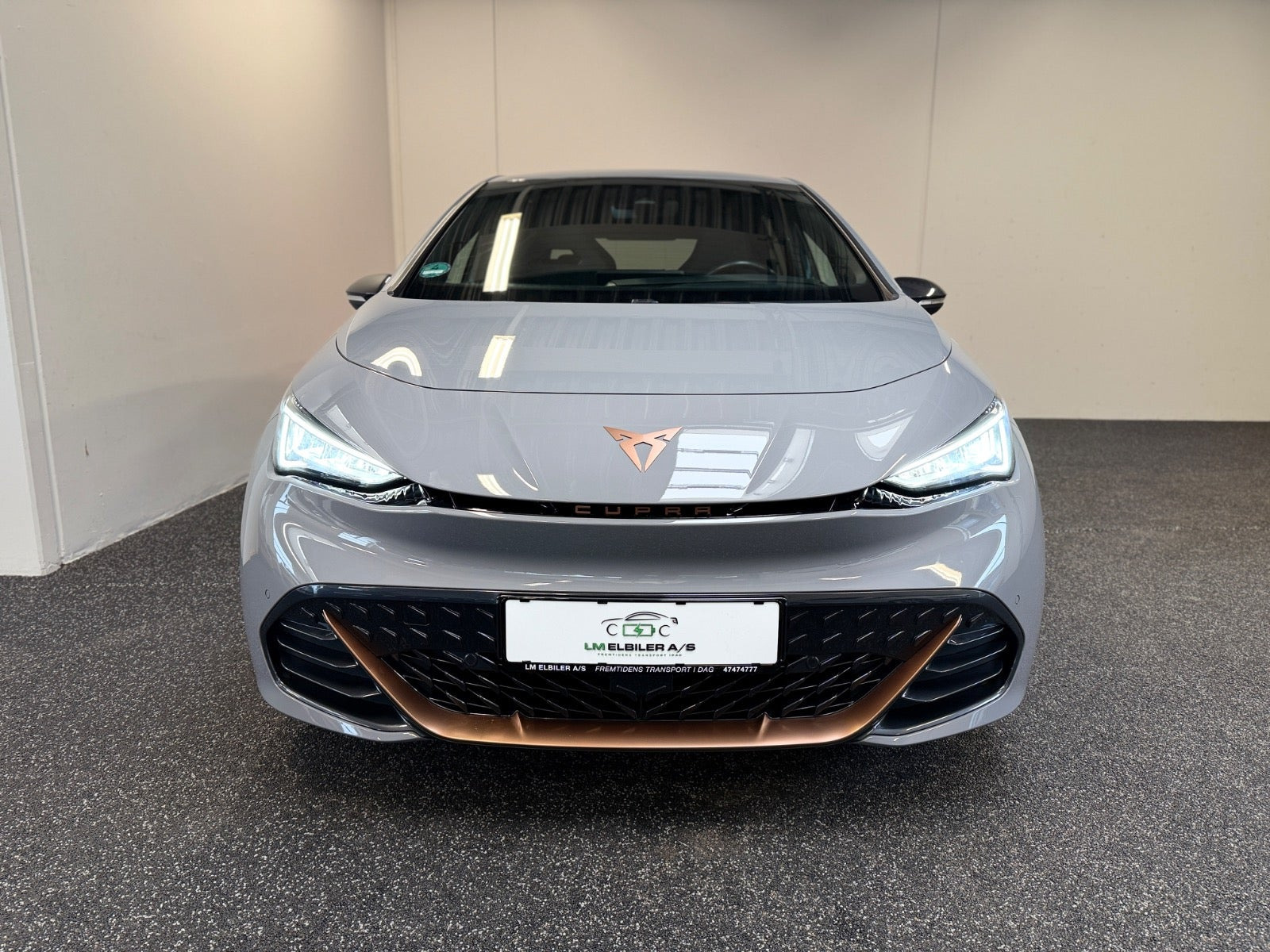 Grå Cupra Born fra 2022