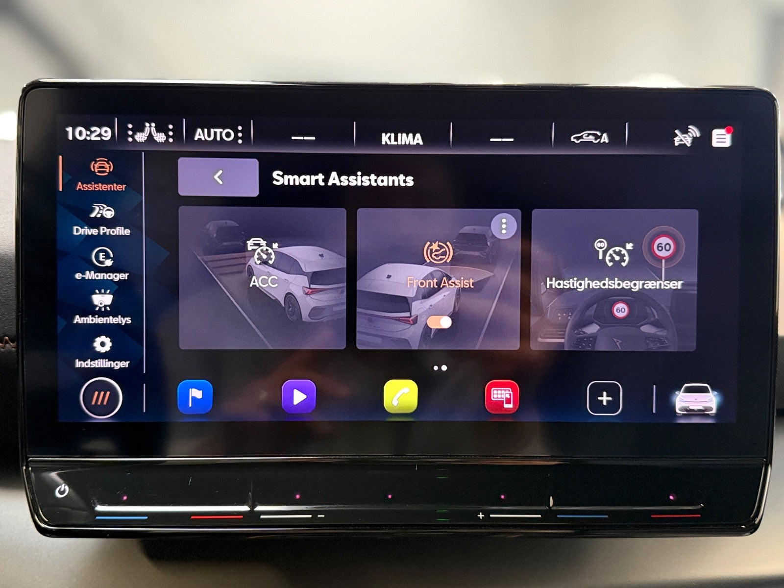 Grå Cupra Born fra 2022