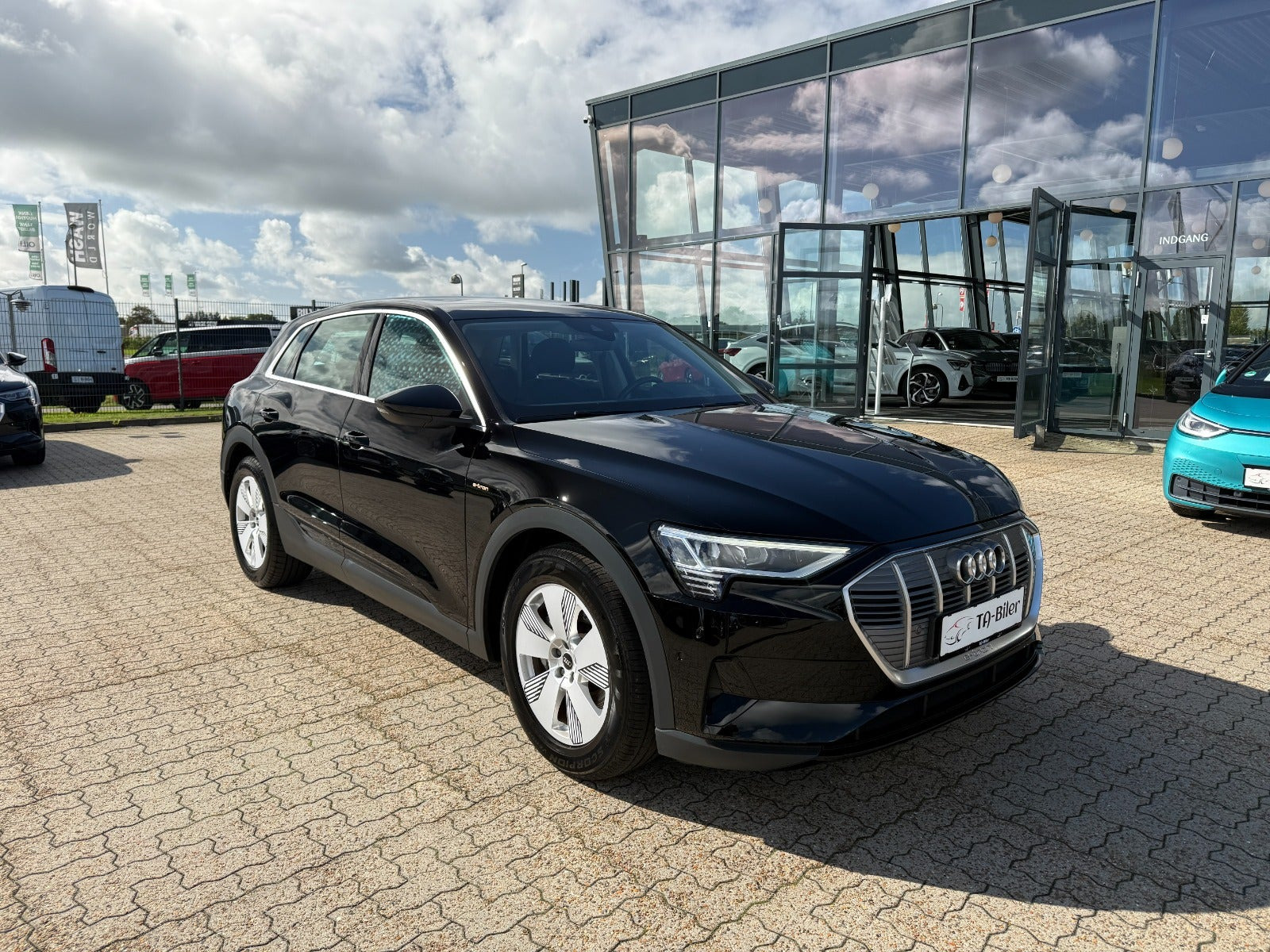 Audi e-tron 50 quattro