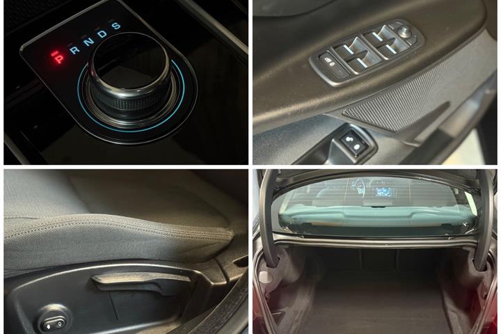 Sort Jaguar XE fra 2018