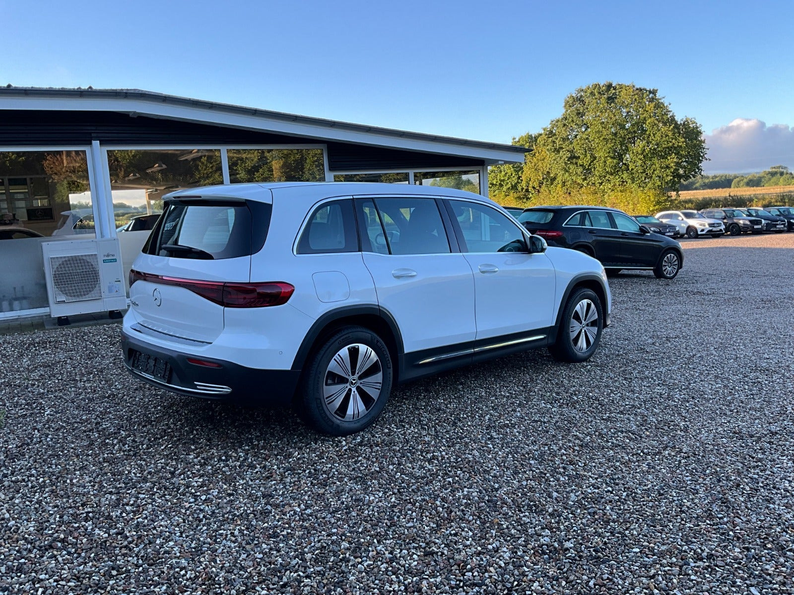 undefined Mercedes EQB250+ fra 2025