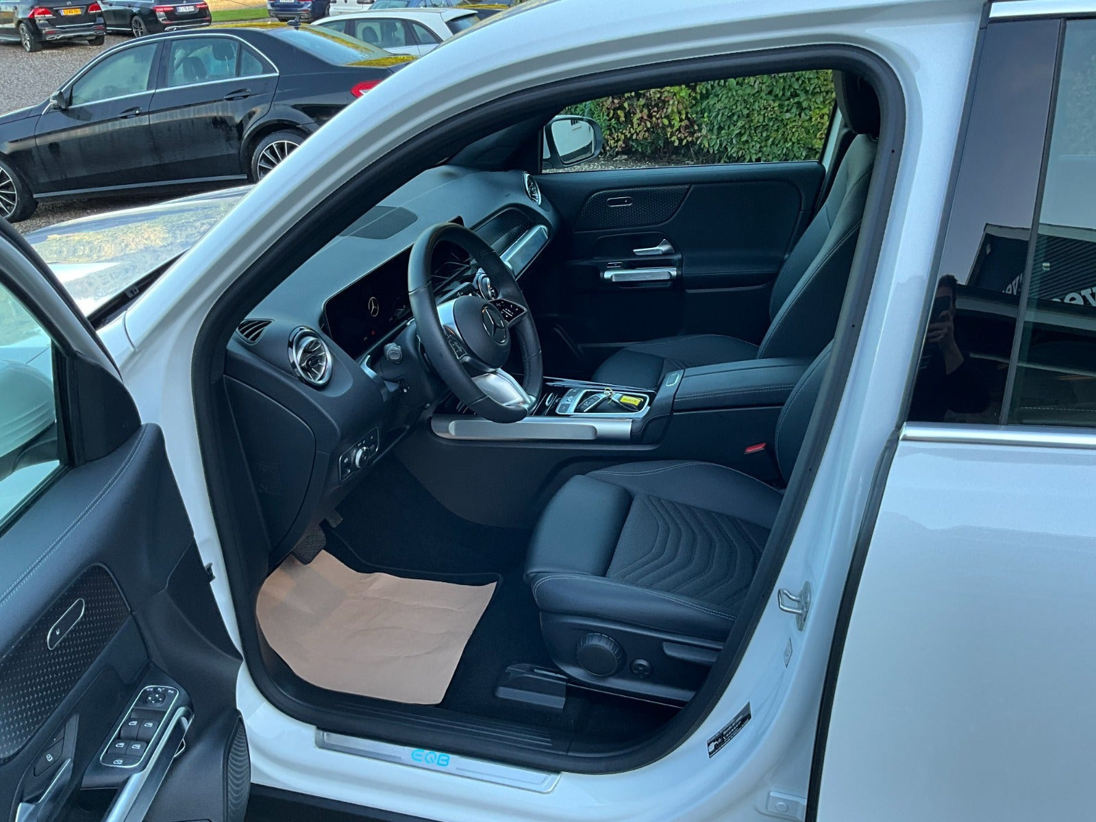 undefined Mercedes EQB250+ fra 2025